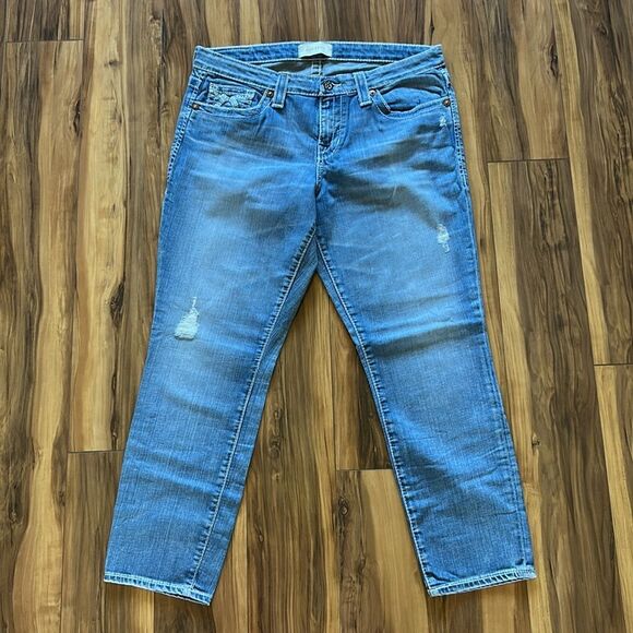 Big Star Light Wash Jean Capris - Picture 8 of 9